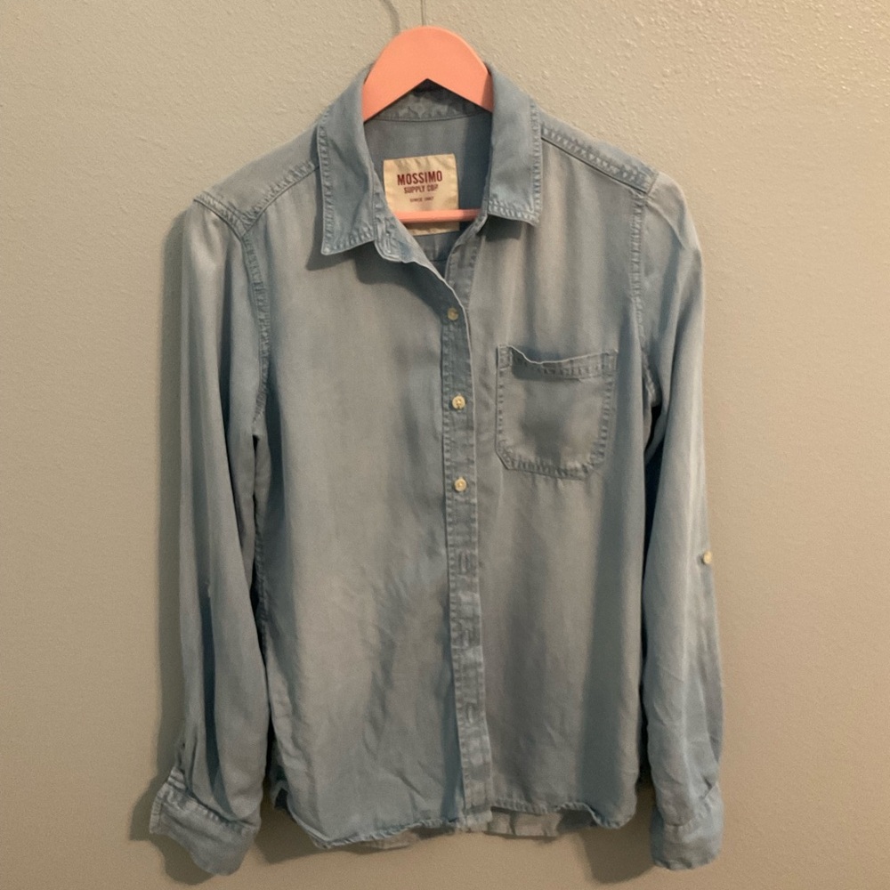 Mossimo Supply Co. Women’s Blue Casual Shirt